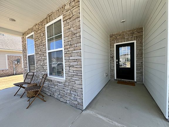 2nd image of 6115 Japonica Ln