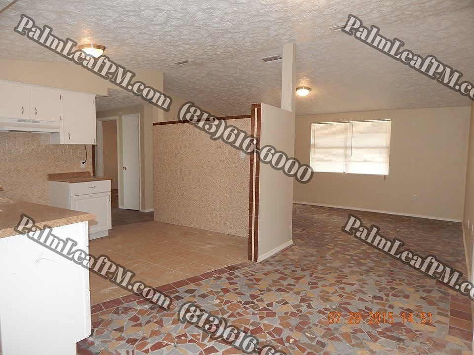 Kitchen / Breakfast Nook / Open Living Area