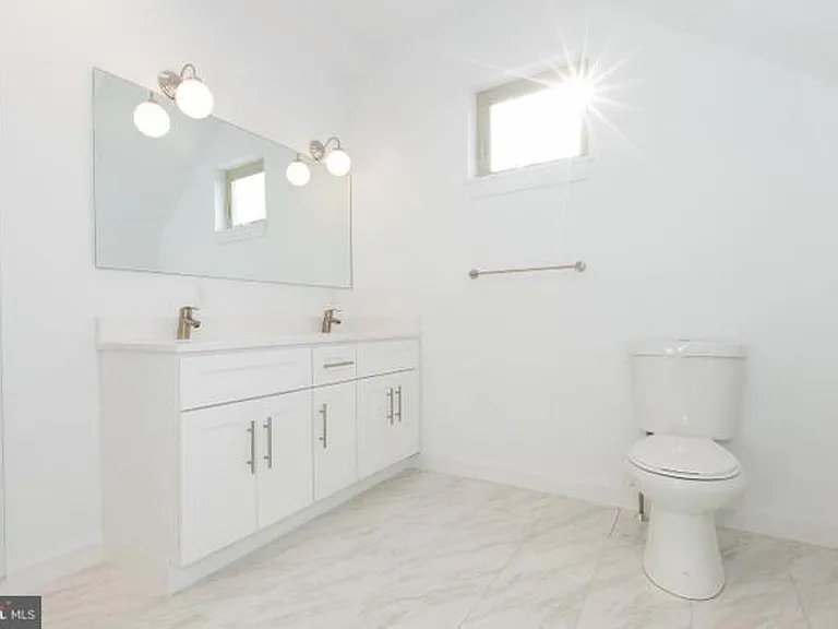 1208 N Etting St — Photo 10
