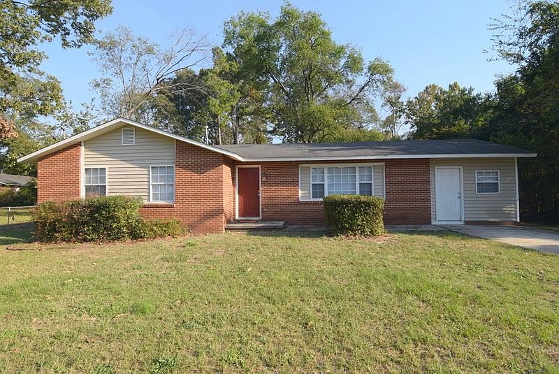 1st image of 2604 Nannette Dr