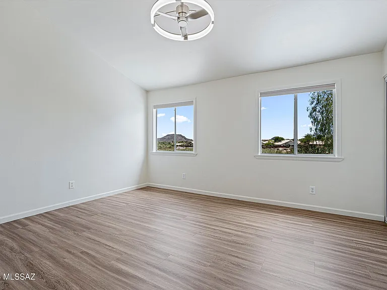 2616 W Ironcrest Dr — Photo 17