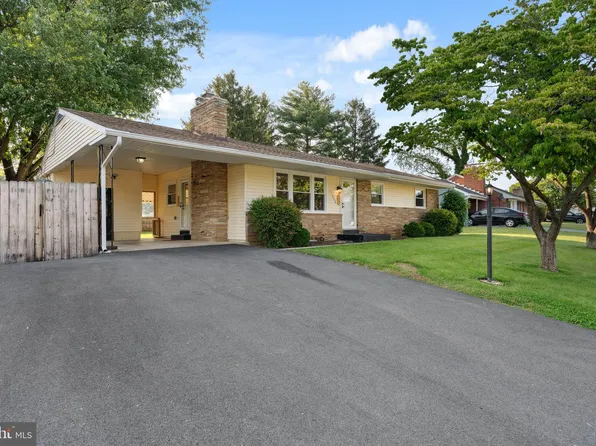 11906 Iroquois Ave, Smithsburg, MD 21783