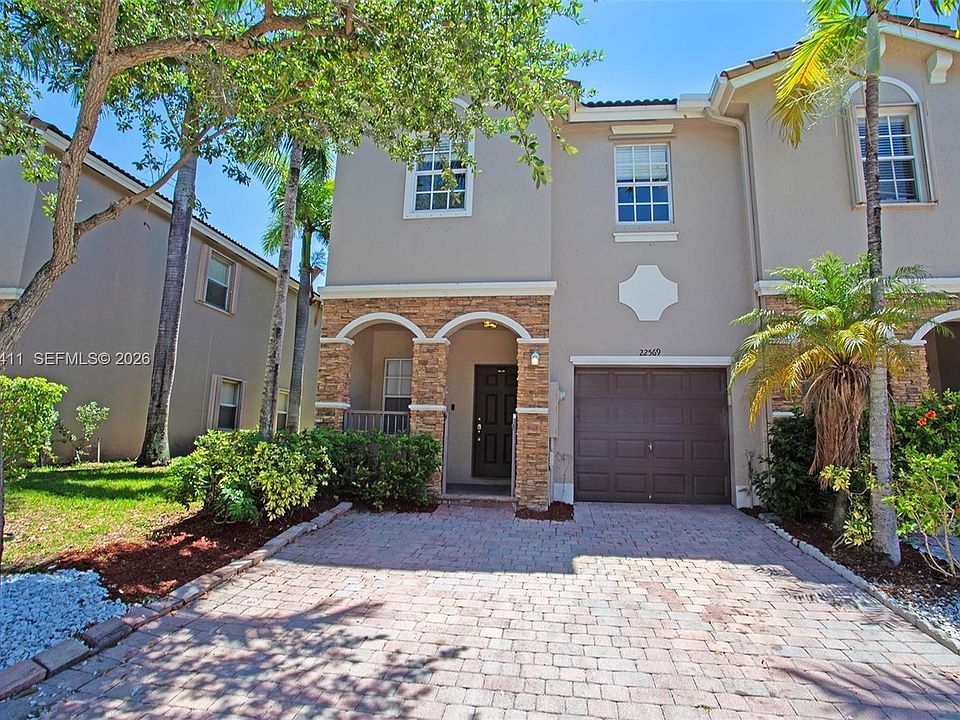 1st image of 22569 SW 89th Pl