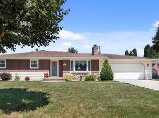 306 W Weiland Ave, Appleton, WI 54911