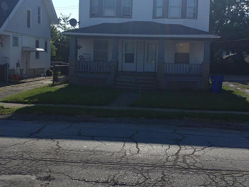 1st image of 3127 W 98th St