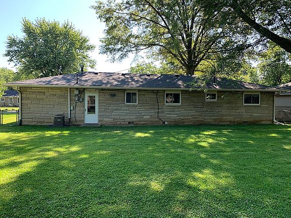 2nd image of 3915 N Lanewood Dr