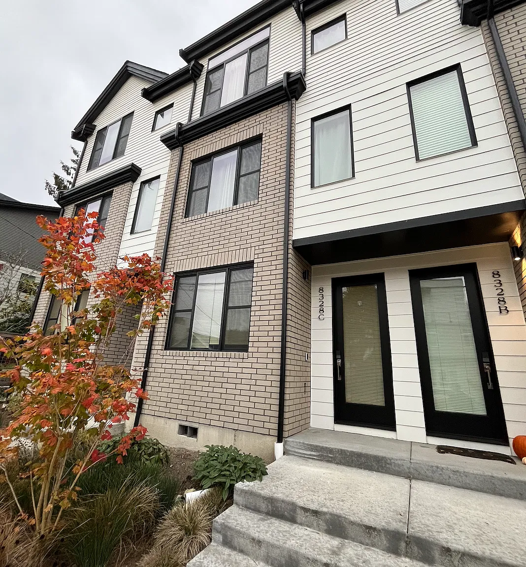 3 bed, 1621 sqft, $3,800 — Photo 1