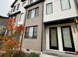 8328C 13th Ave NW, Seattle, WA 98117