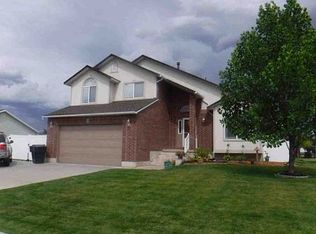 2334 N 2350 W, Clinton, UT 84015