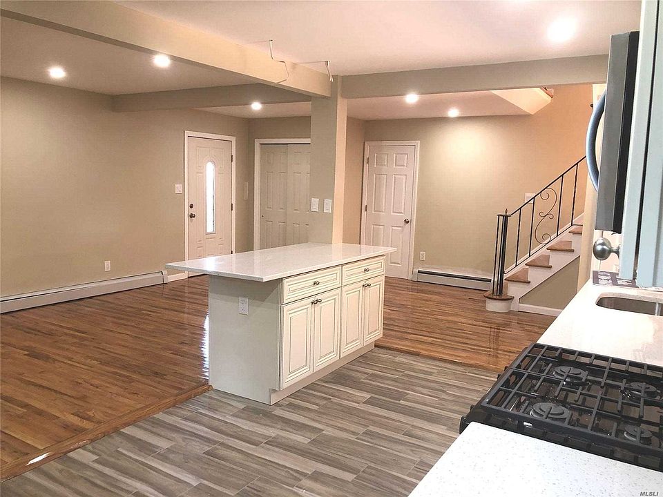 1st image of 30 Park Blvd