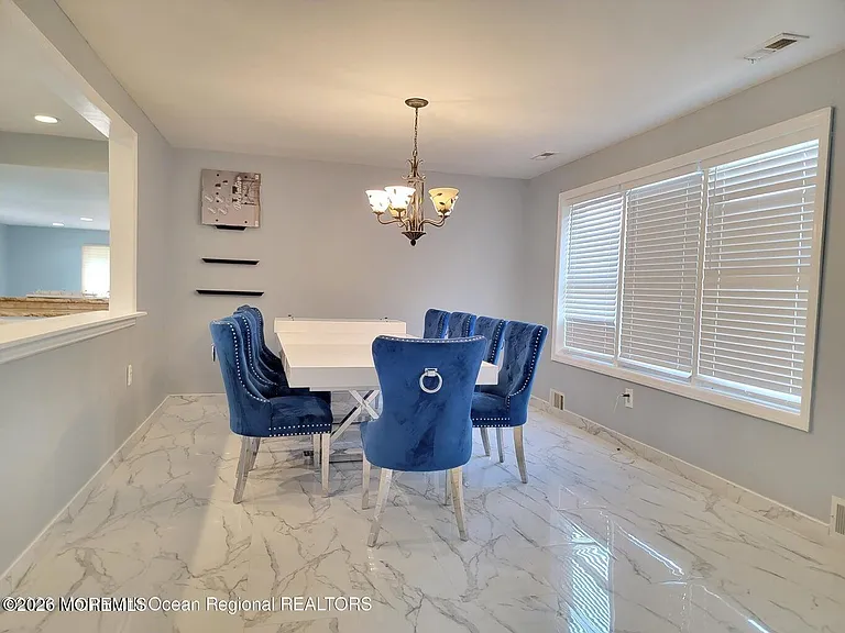 1 Half Robin Dr — Photo 5