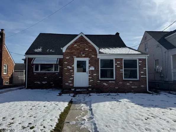 1632 Essex Ave, Linden, NJ 07036