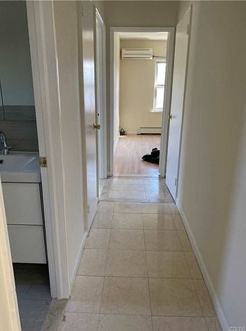 2nd image of 7729 Parsons Blvd