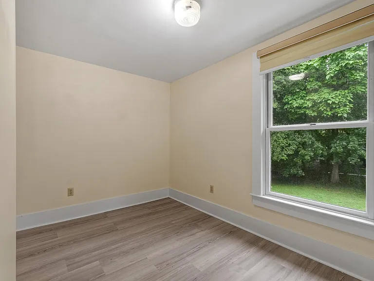 11 Chadwick St #11 — Photo 23
