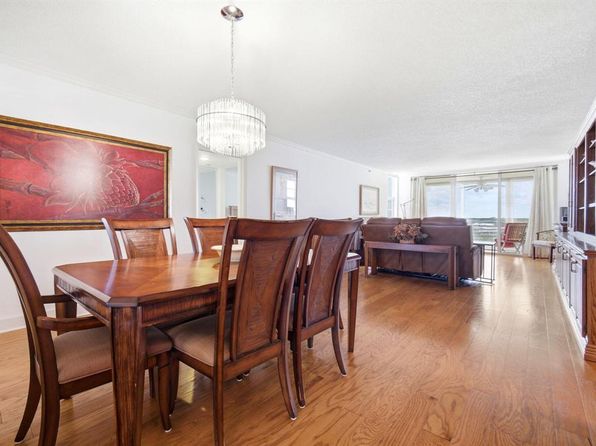 3507 Oaks Way APT 911