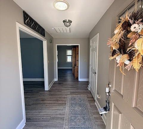 3rd image of 402 Crestwood Drive
