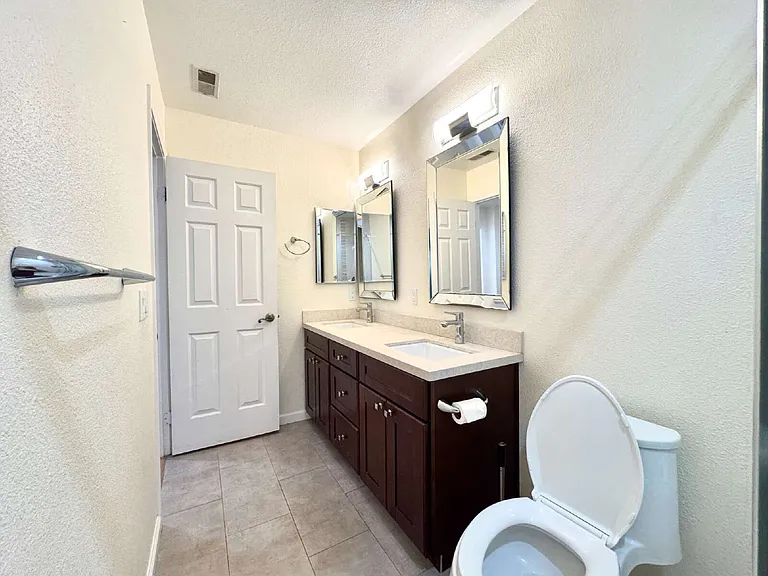 3281 Falerno Way — Photo 37