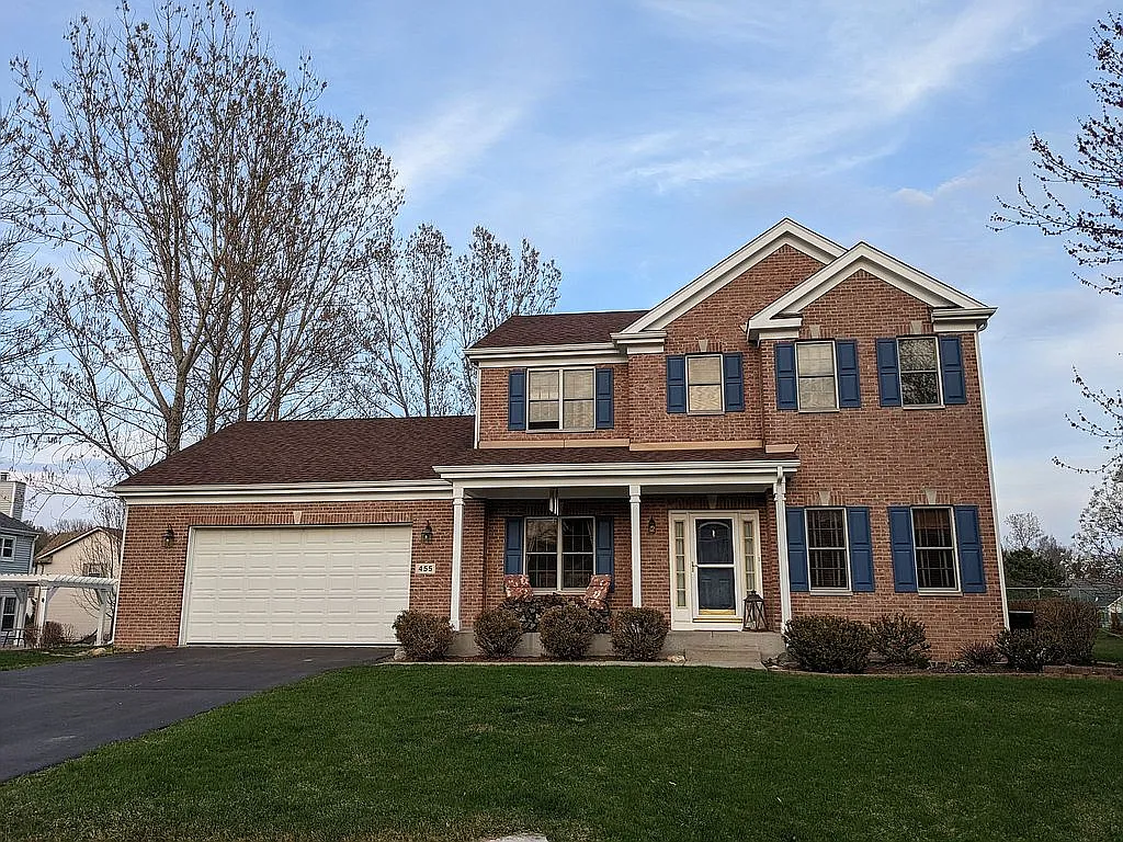 455 Park Ln photo 1