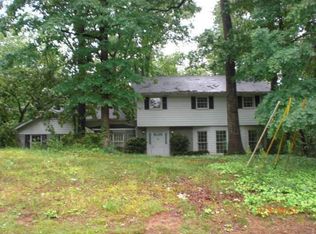 565 Greenland Rd, Sandy Springs, GA 30342