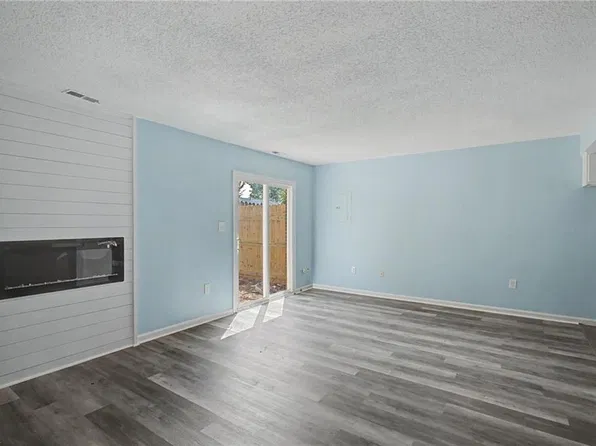1962 Darnell Dr, Virginia Beach, VA 23455