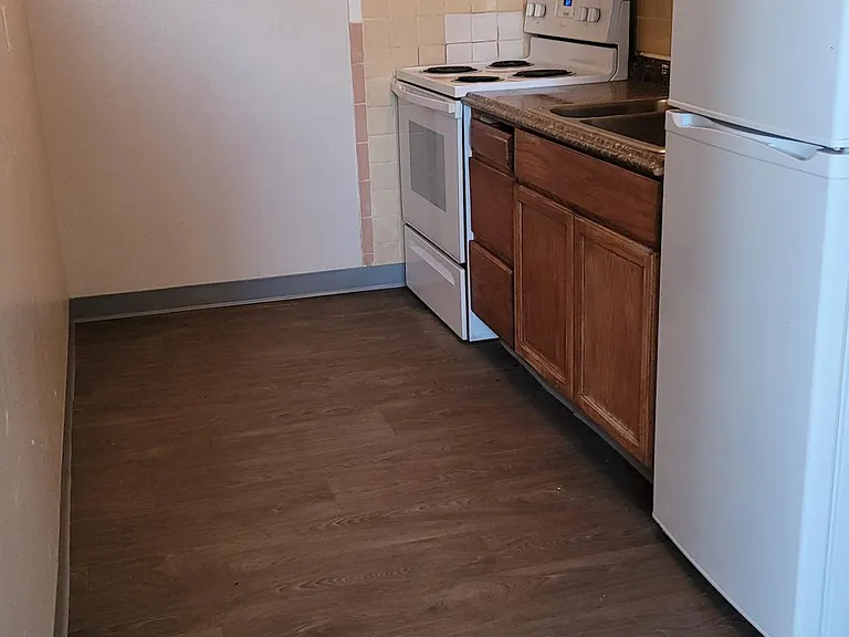 1641 Hanover St #11 — Photo 3