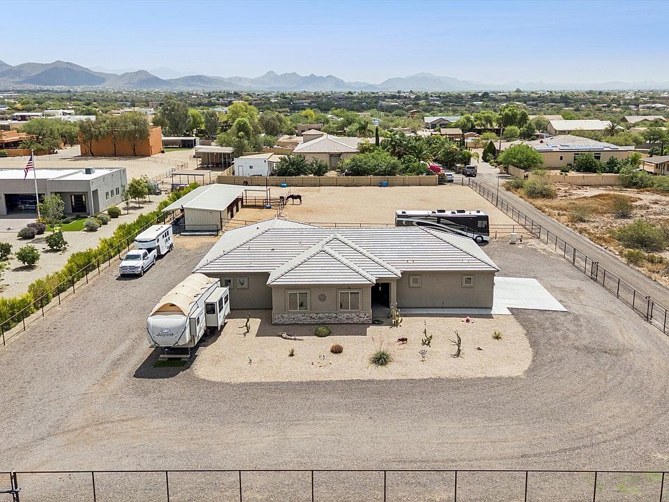 1st image of 38323 N 25TH Avenue