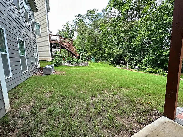 404 Hawks Creek Pkwy — Photo 29