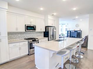 29322 Hub Ln, Hayward, CA 94544