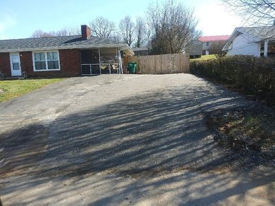 1815 Hutchinson Dr, Kingsport, TN, 37660