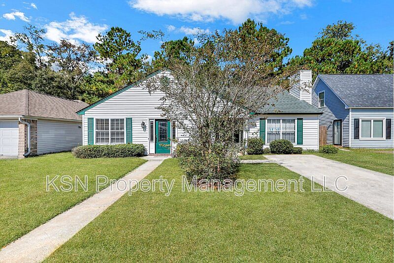 1st image of 129 Finn Cir
