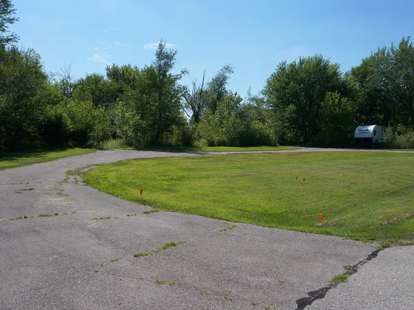 17N890 Mary Ln, Gilberts, IL 60136