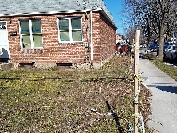 2nd image of 4545 Oceania St
