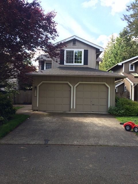 1st image of 6103 Laguna Ln SE