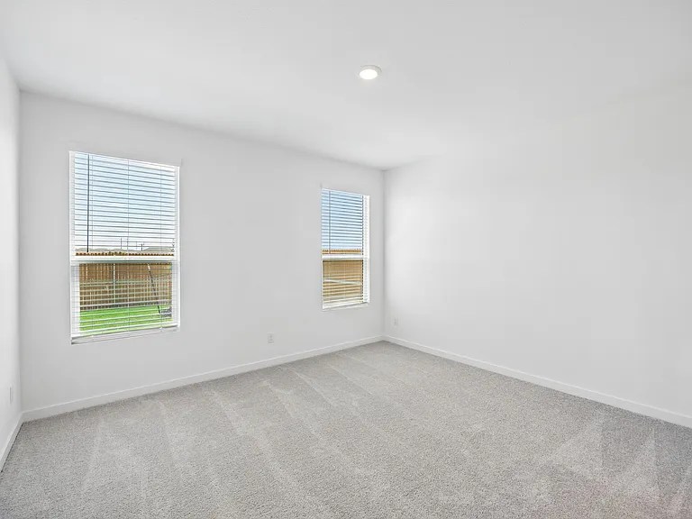 9133 Schram Rd — Photo 11