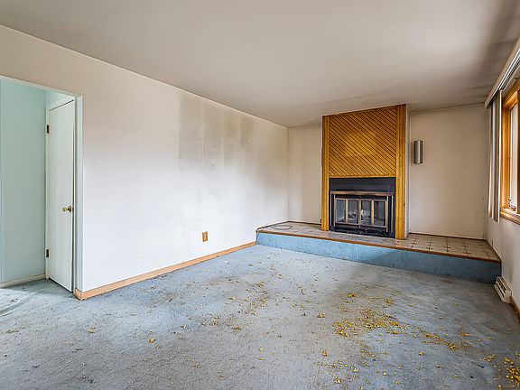 4th image of 635 Dellwood Dr