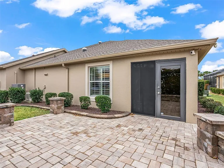 3556 Mistletoe Ct — Photo 53