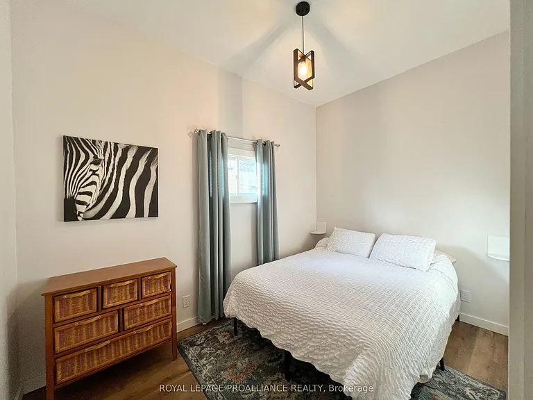 24 Russell St #A — Photo 7