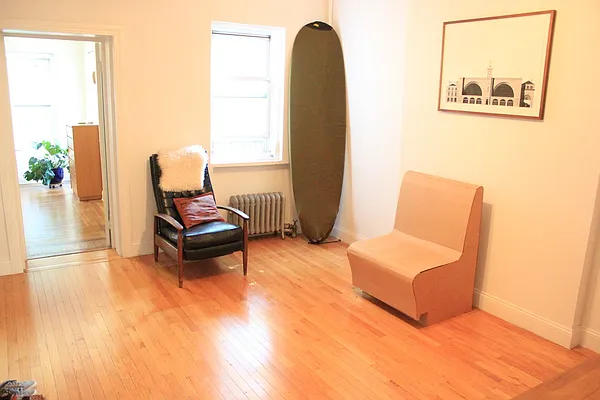 Rented by True Real Estate Group | media 10
