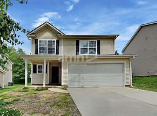 6820 Squirrels Foot Ct, Charlotte, NC 28217