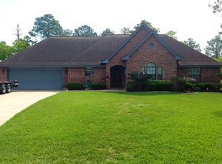 4 Rayburn Rdg, Angleton, TX 77515