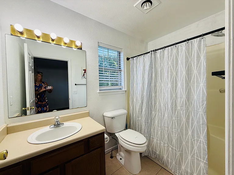 10 Holly Dr #B — Photo 14