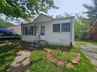 14124 Toepfer Rd, Warren, MI 48089