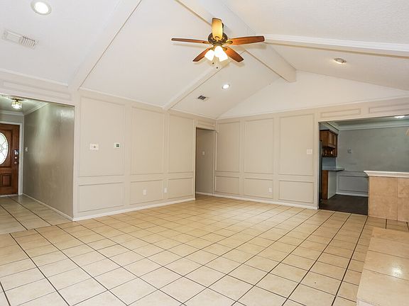 4th image of 7908 Hulen Park Cir