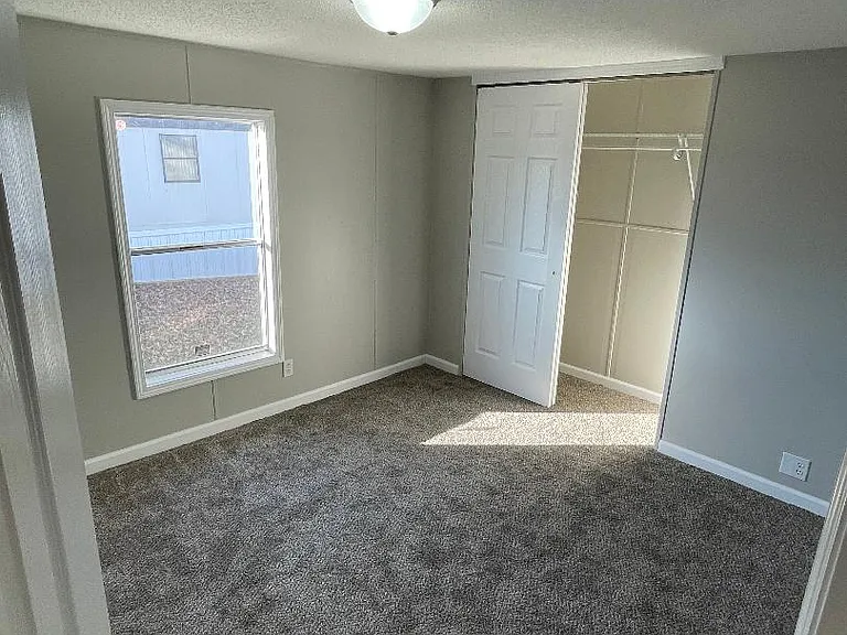 11 Fox Haven Dr — Photo 6