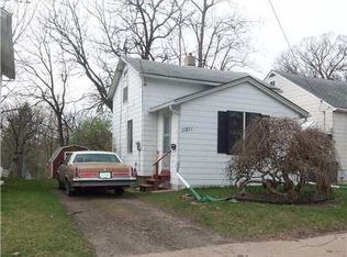 1121 12th St NE, Cedar Rapids, IA 52402