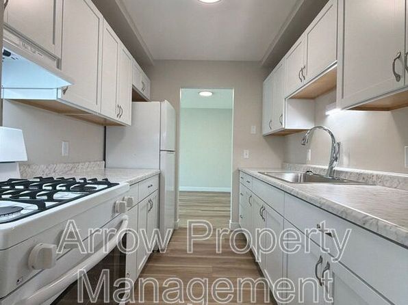 2119 Arbor St APT 104
