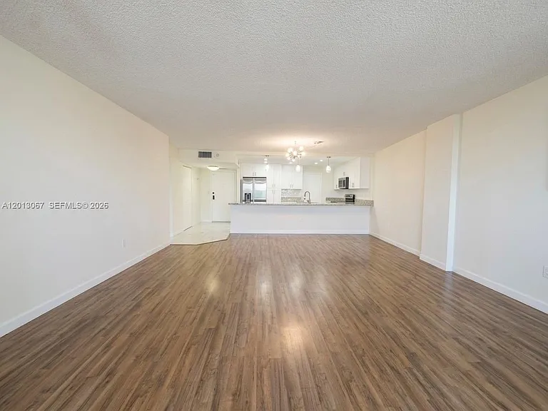 3800 S Ocean Dr #1016 — Photo 4