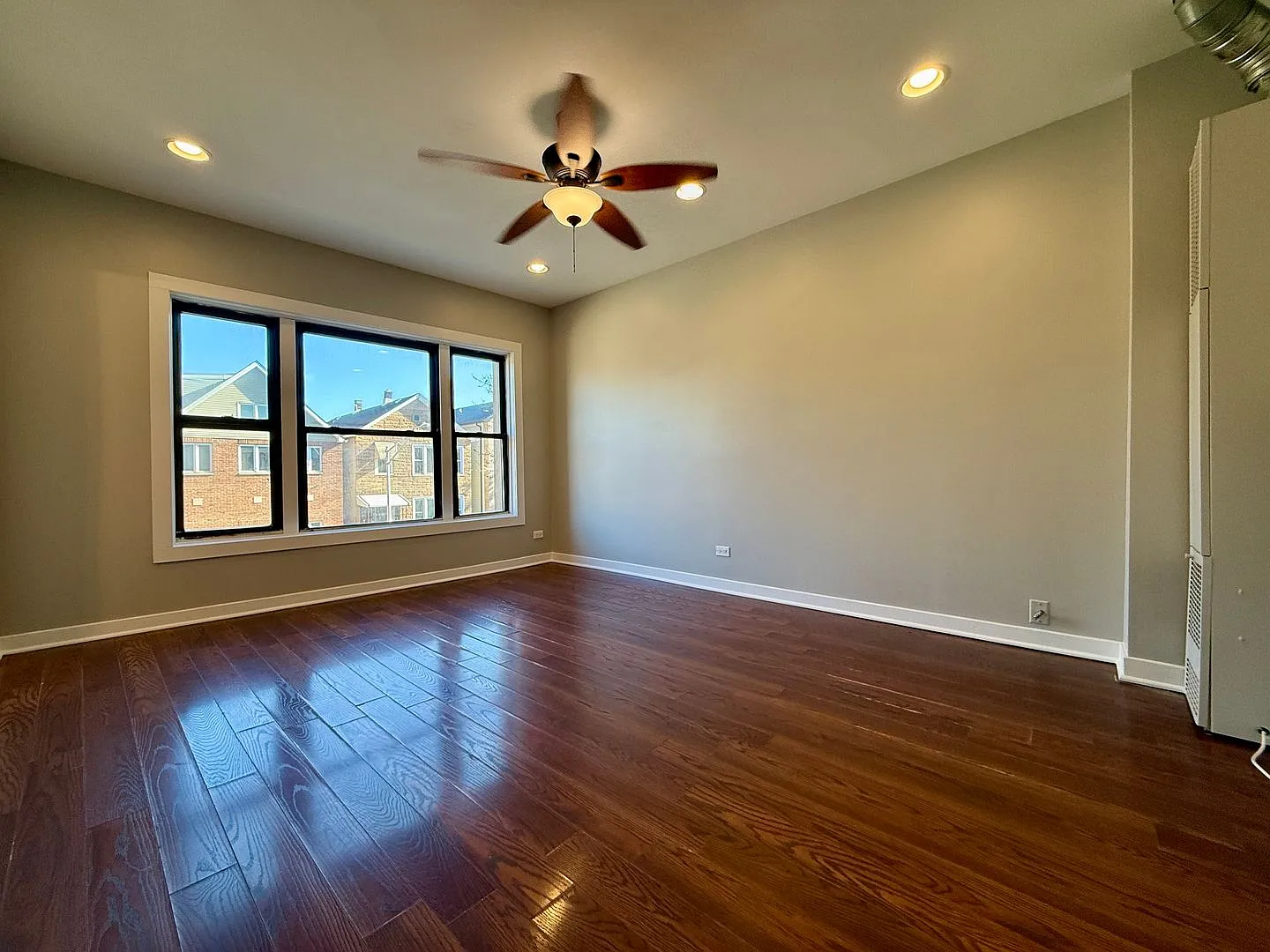3728 S Parnell — Photo 2