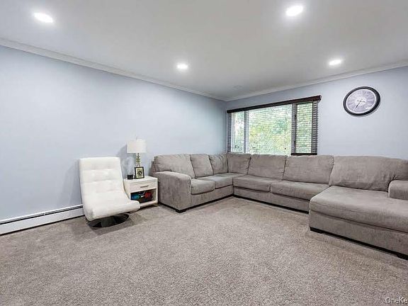 4th image of 26 Inwood Rd