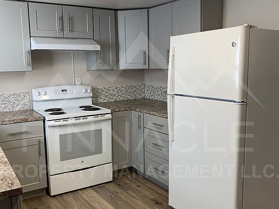 3rd image of 1215 Landon Ave